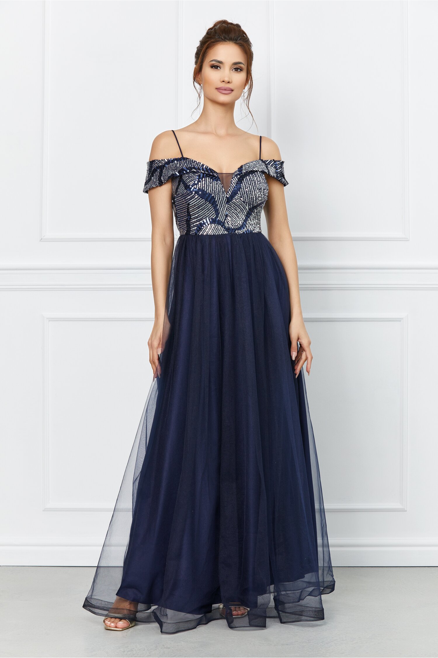 Rochie Dori bleumarin cu paiete argintii la bust