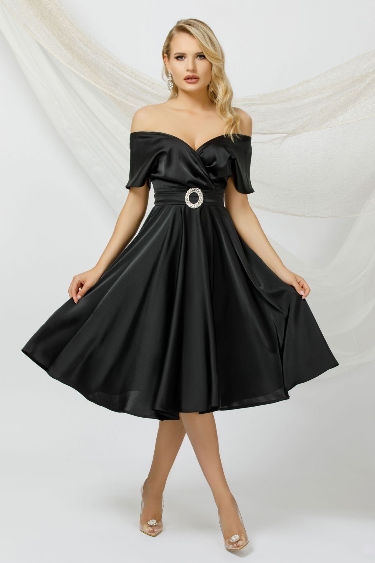 Rochie eleganta Pretty Girl de ocazie neagra in clos din tafta