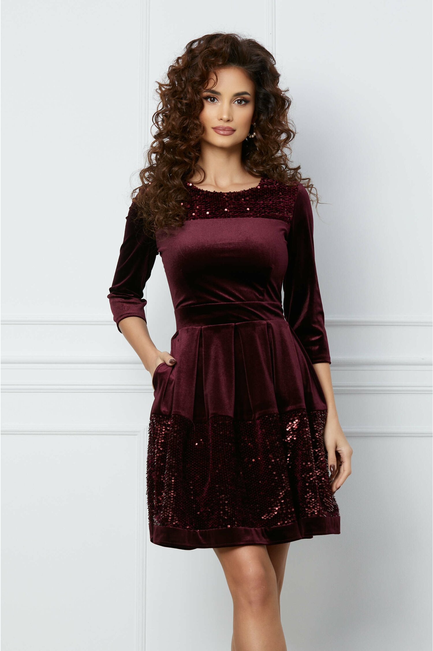 Rochie Angi bordo din catifea cu paiete