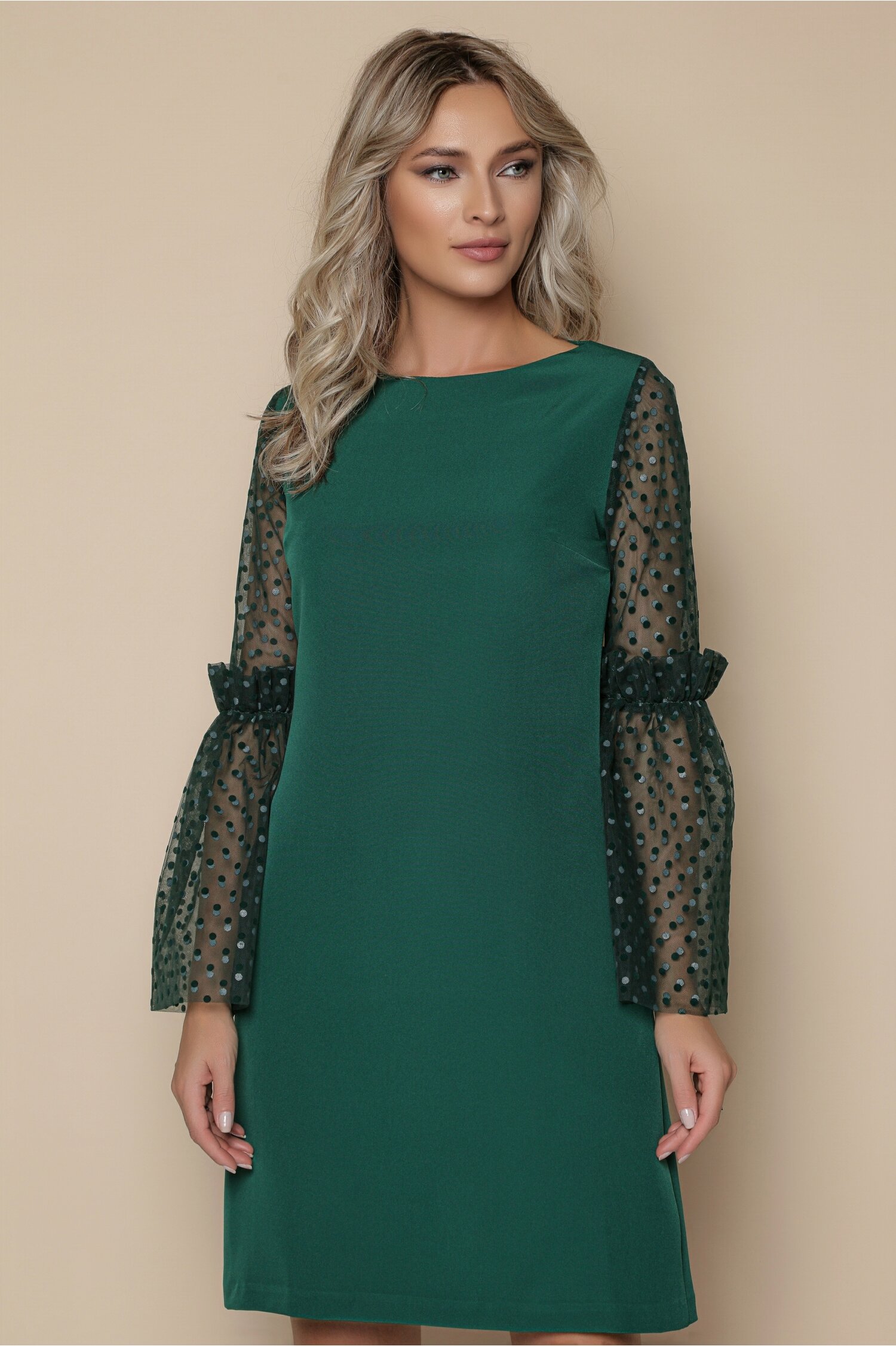 Rochie MBG verde cu maneci din tull cu buline catifelate