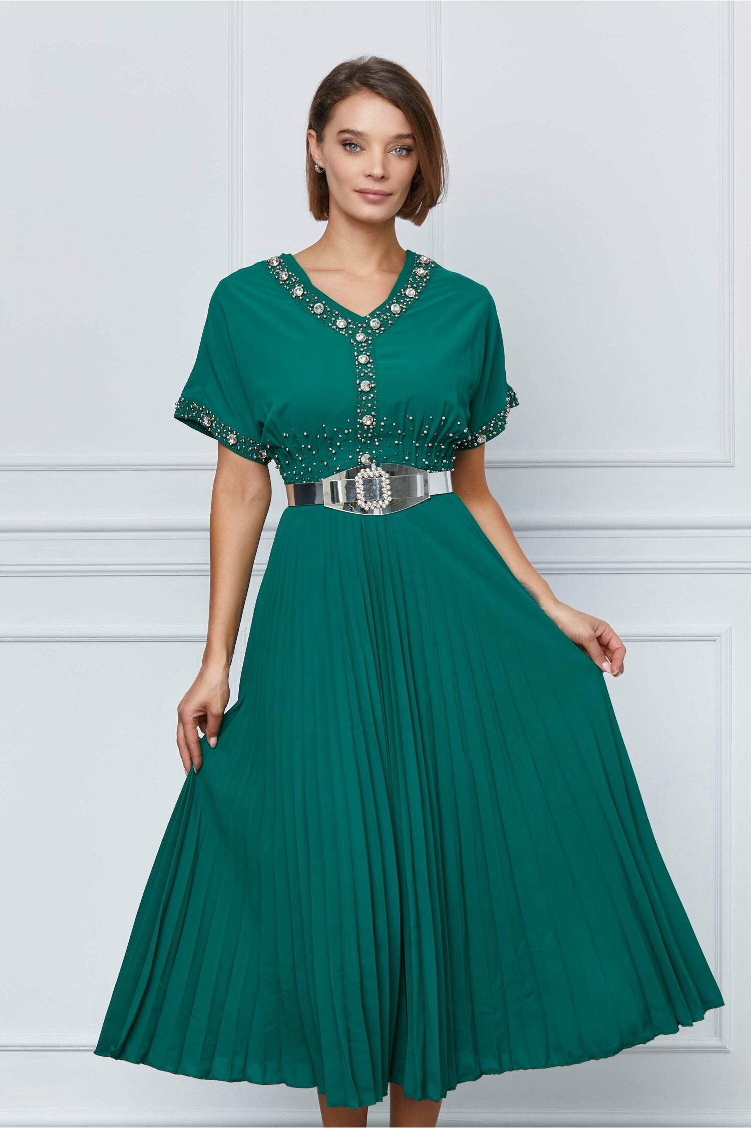 Rochie Mona verde cu aplicatii stralucitoare si curea in talie