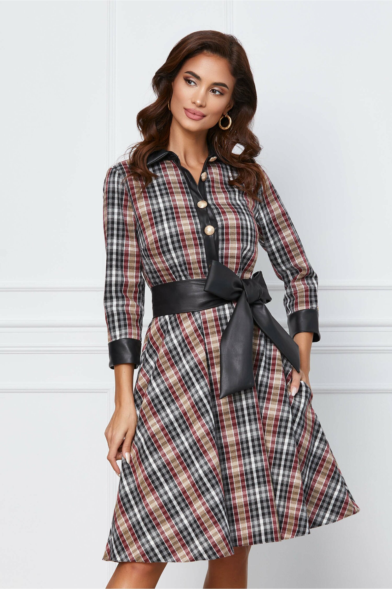 Rochie Dy Fashion gri cu bordo si cordon in talie