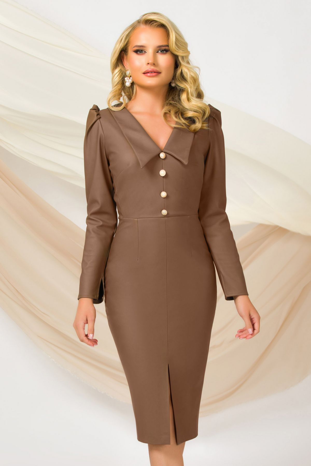Rochie din piele Pretty Girl camel cu nasturi decorativi tip perla si guler