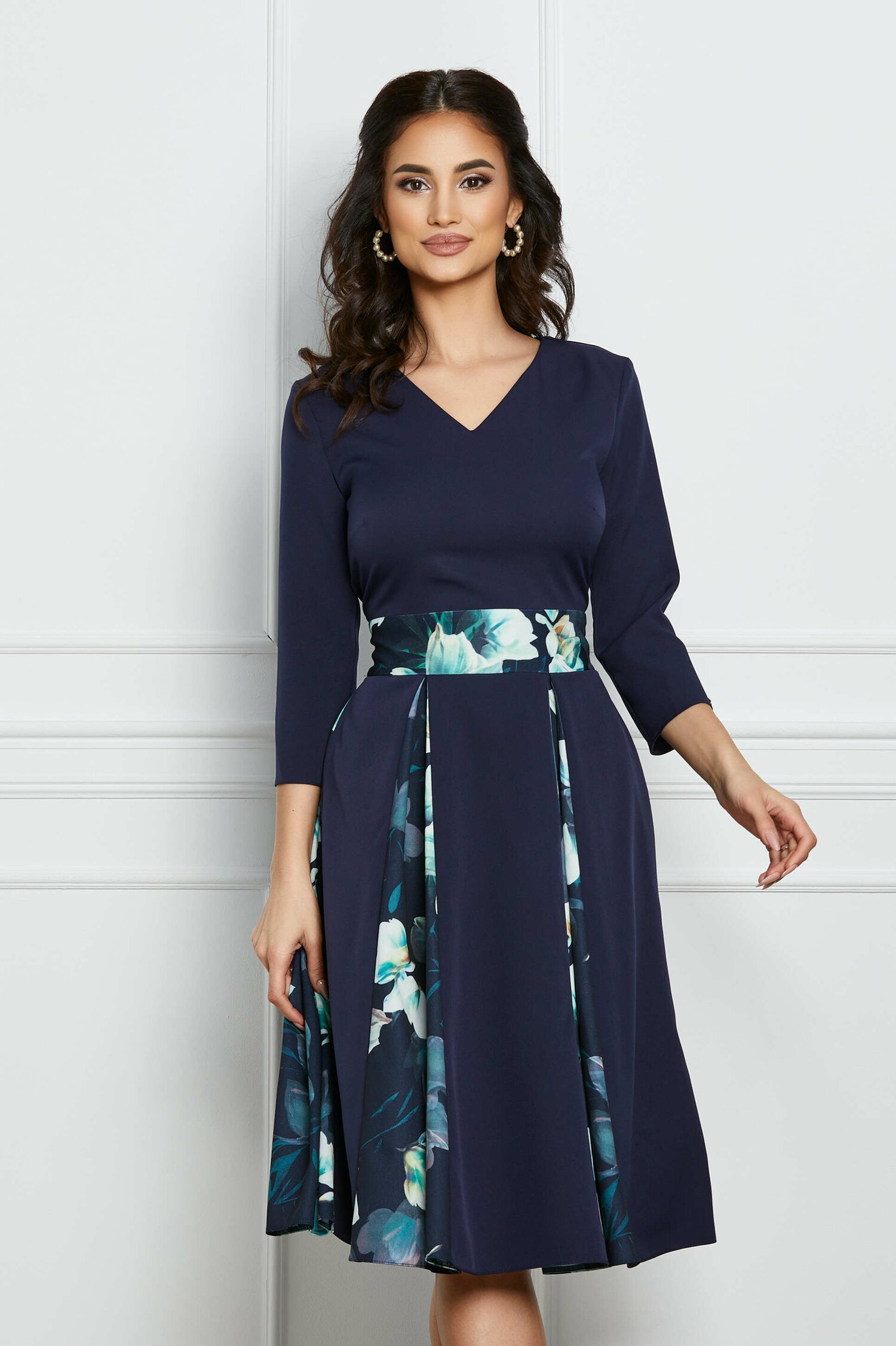 Rochie Dy Fashion bleumarin cu pliuri si imprimeu floral