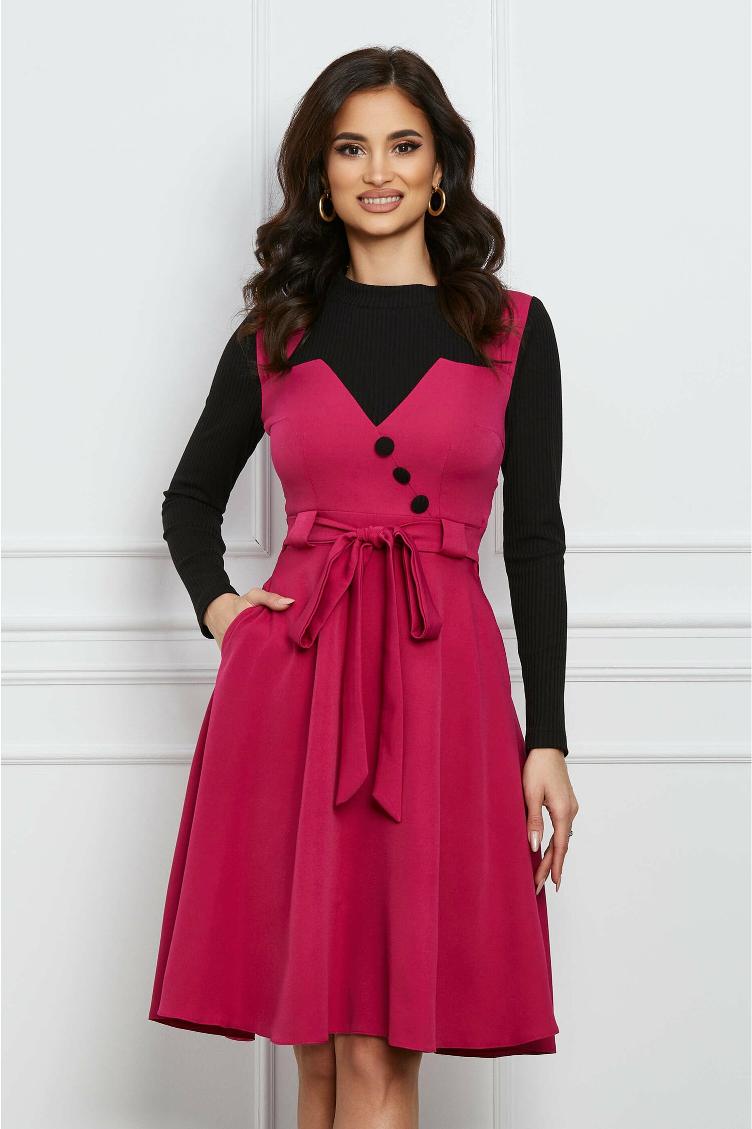 Rochie Moze fucsia tip sarafan cu nasturi si cordon