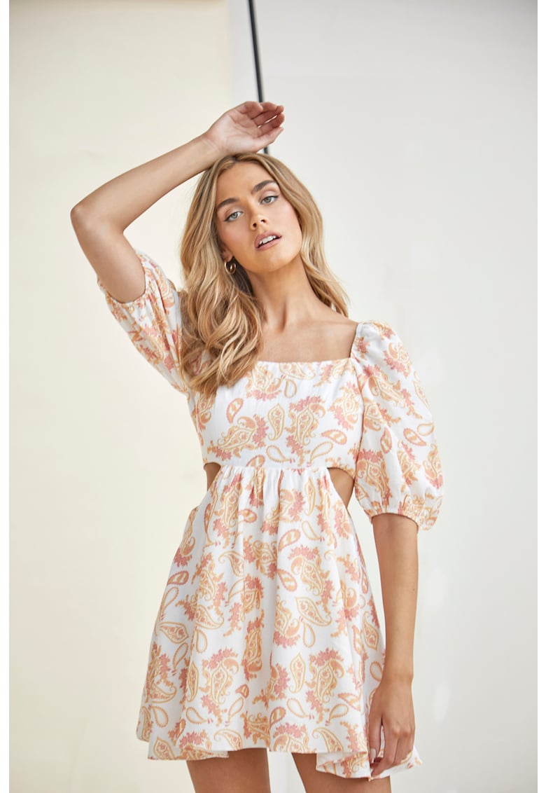 Rochie cu imprimeu paisley si decupaje