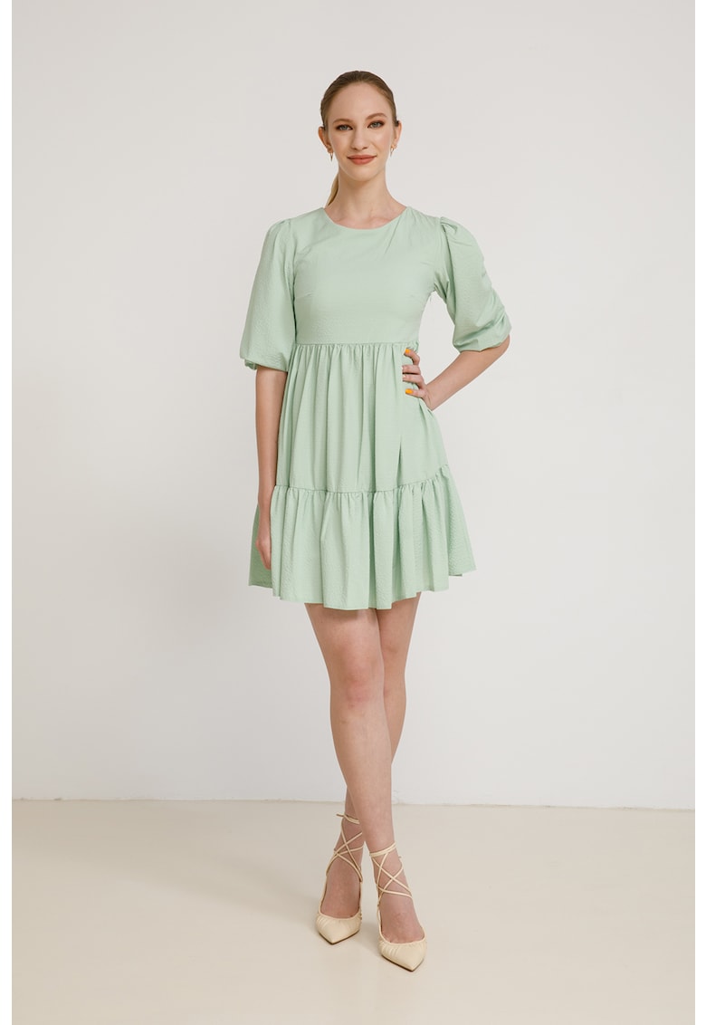 Rochie evazata cu decolteu rotund