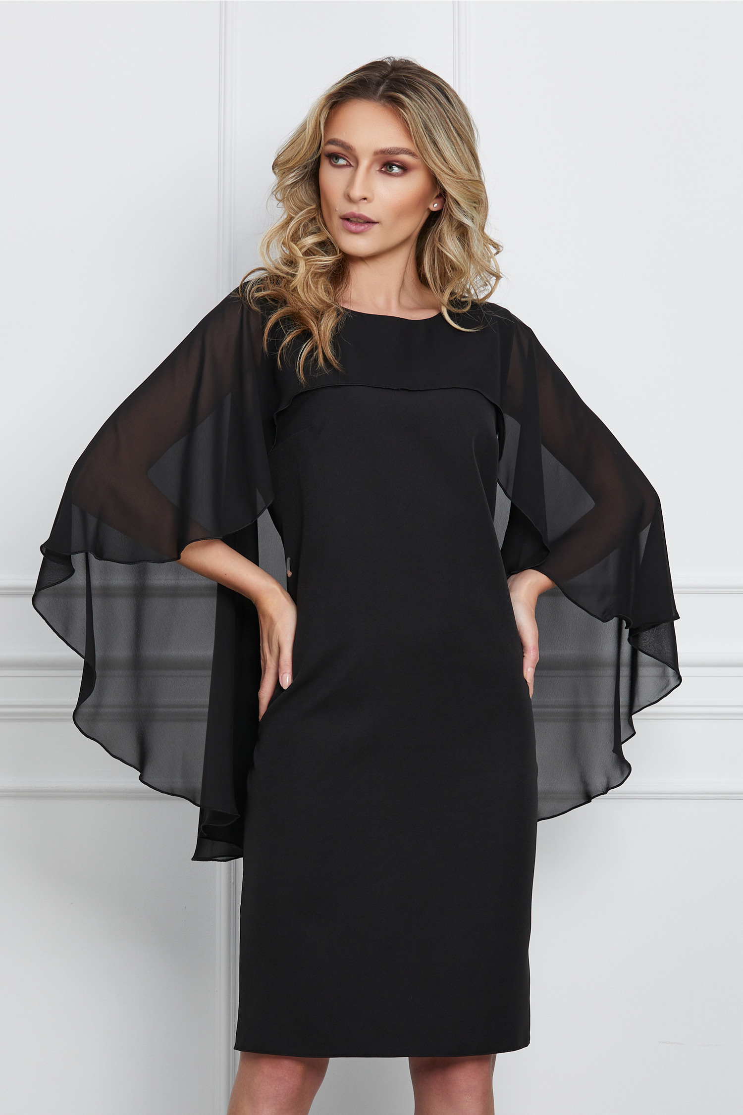 Rochie Agatha neagra cu capa din voal