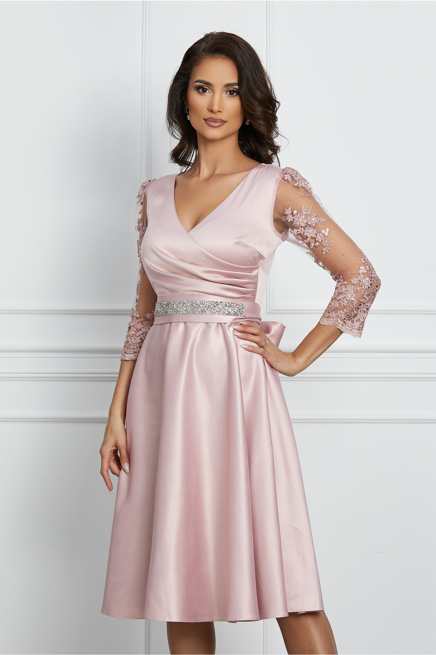 Rochie Ella Collection Adria roz somon cu maneci din dantela si cordon in talie