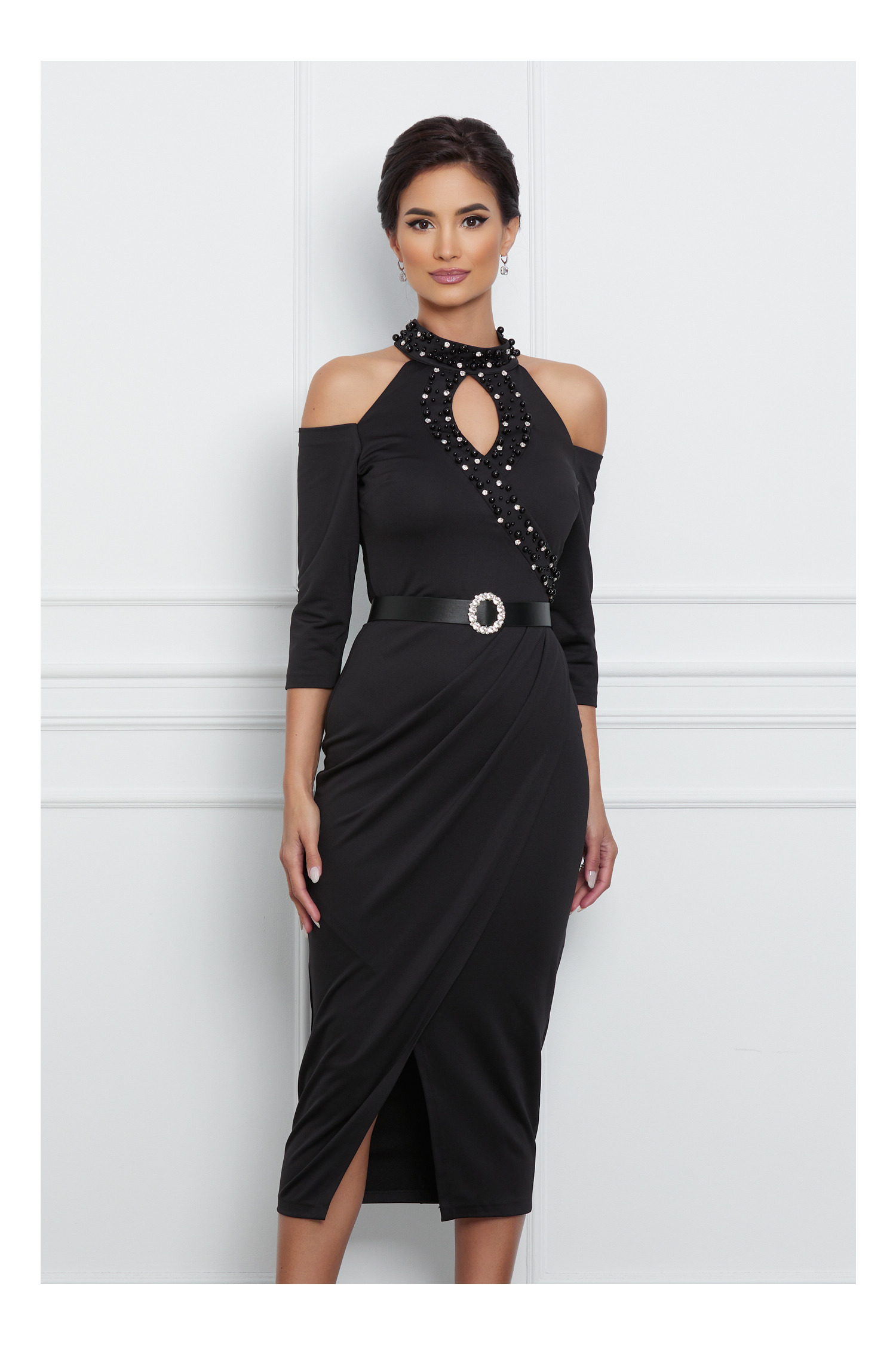 Rochie Diana neagra cu guler si decupaje la umeri