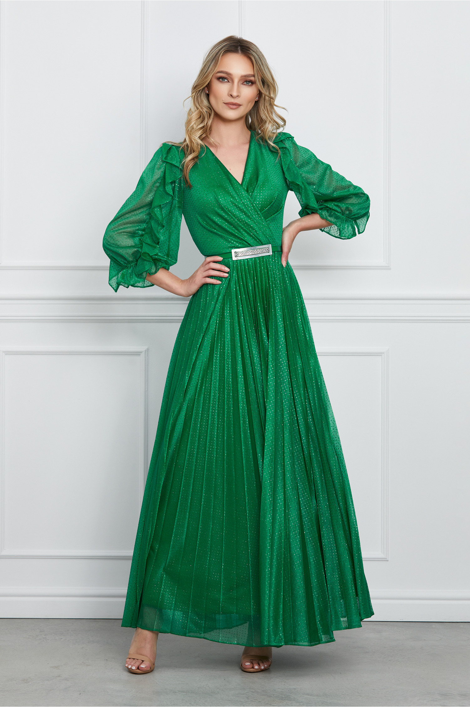 Rochie Crina lunga verde plisata cu volanase la maneci