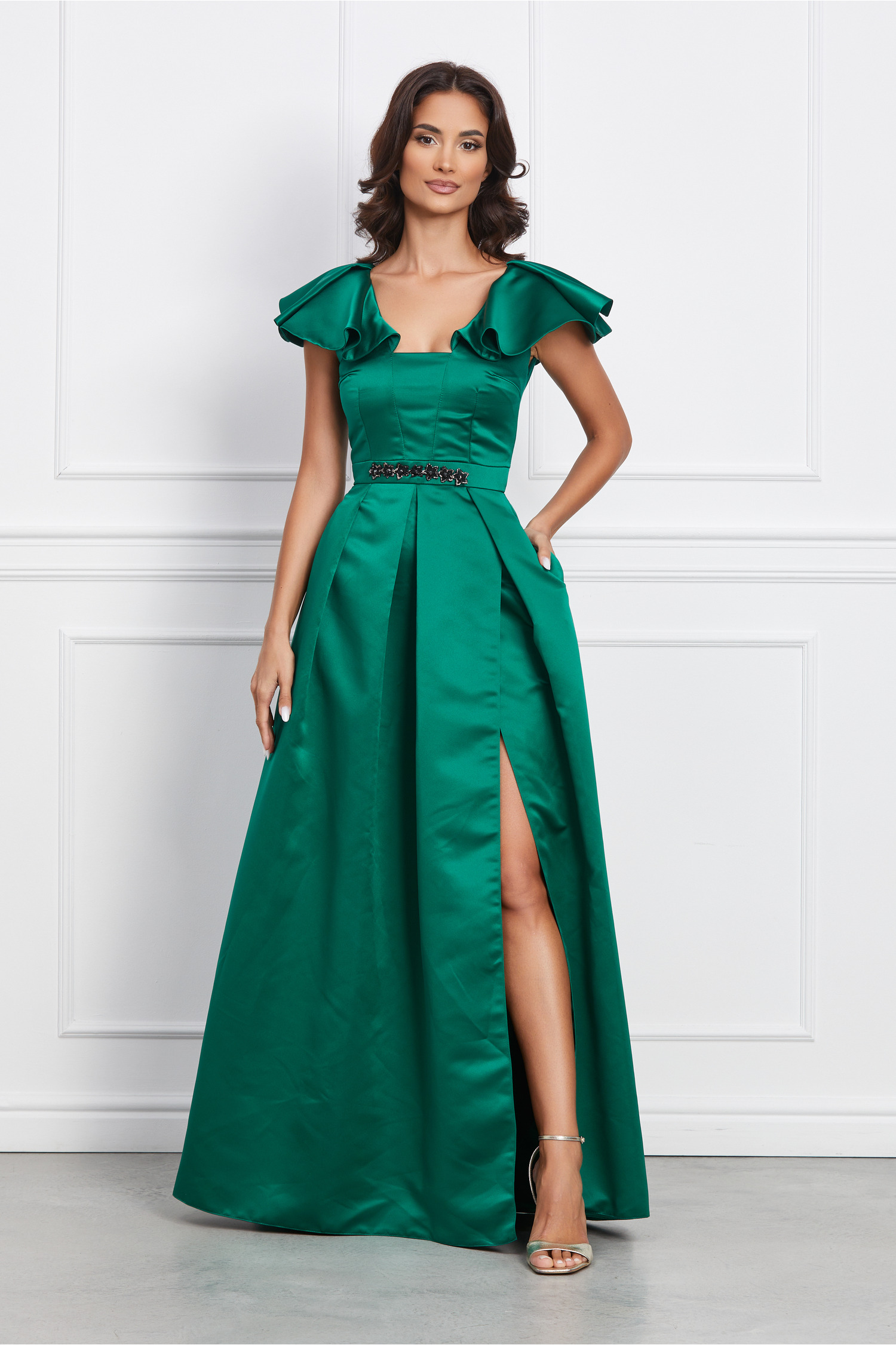 Rochie Moze lunga verde din tafta cu crepeu maxi