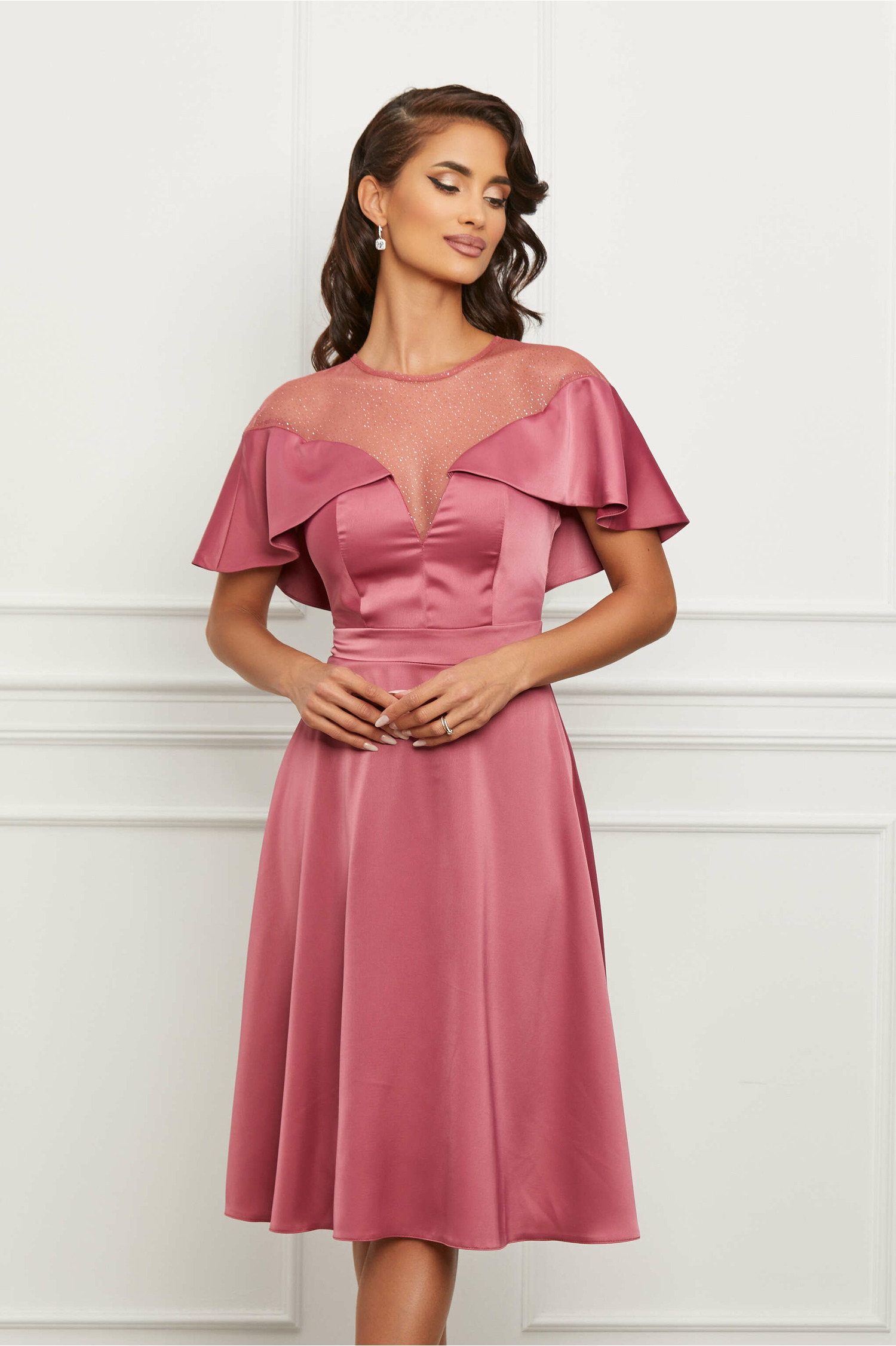 Rochie Moze roz cu sclipici la bust