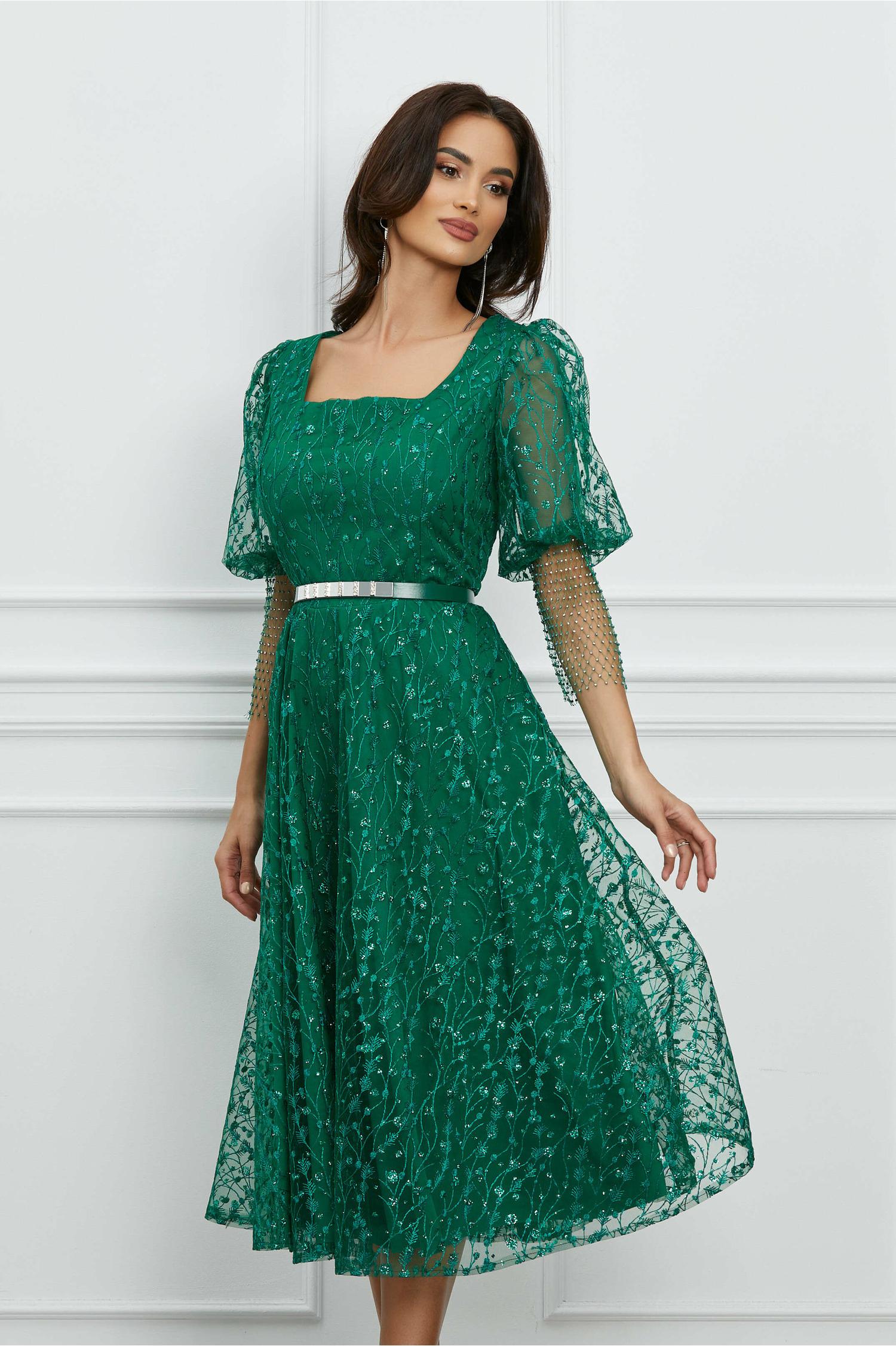 Rochie Denisa verde din tulle cu plasa la maneci si curea in talie