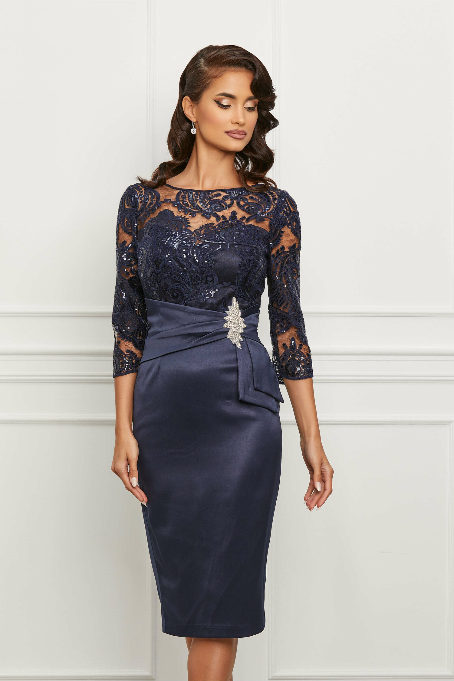 Rochie MBG bleumarin cu accesoriu in talie