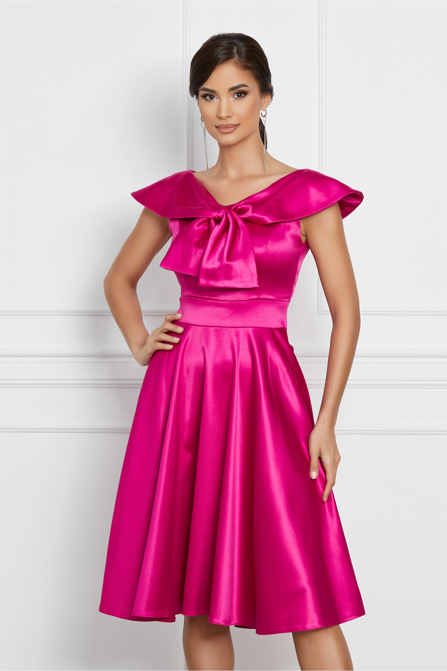 Rochie Moze fucsia cu funda la bust