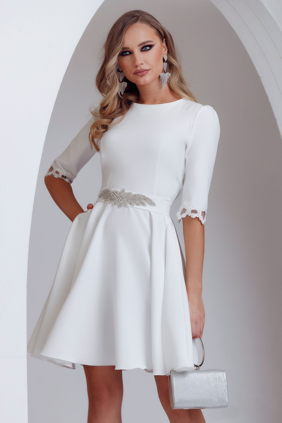 Rochie eleganta de cununie Fofy cu detalii brodate pretioase