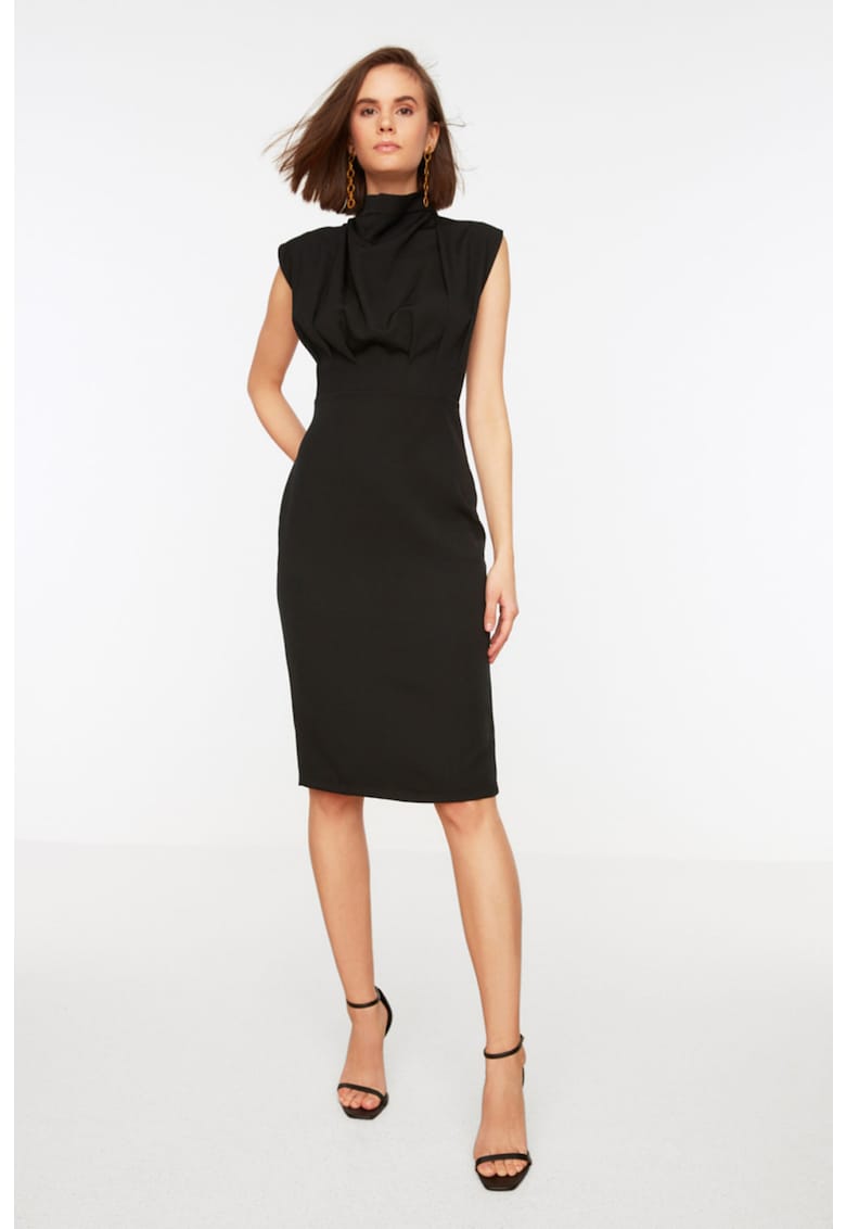 Rochie midi cambrata cu guler inalt