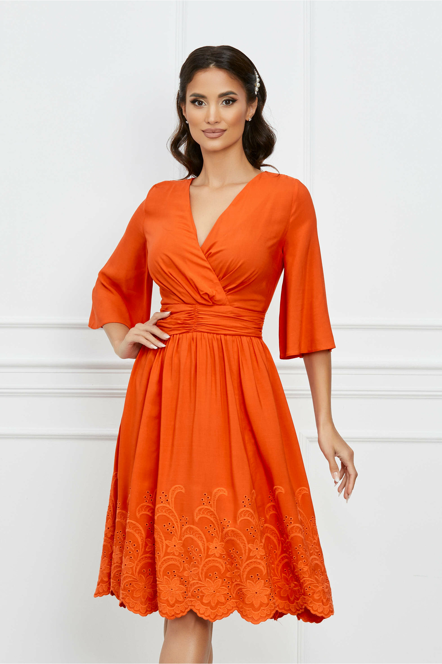 Rochie Dy Fashion orange cu motive florale la baza