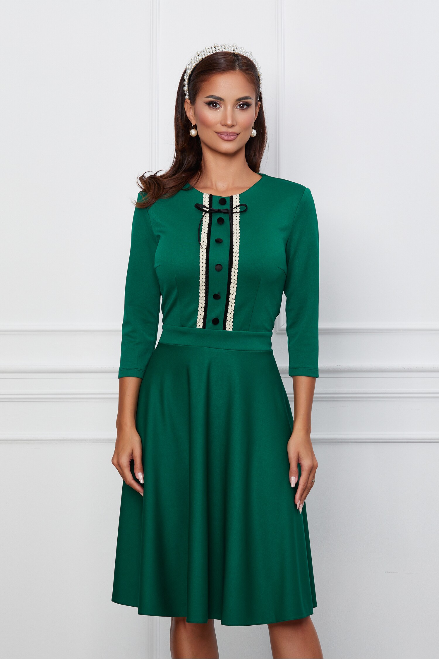 Rochie Dy Fashion verde cu nasturi catifelati pe bust