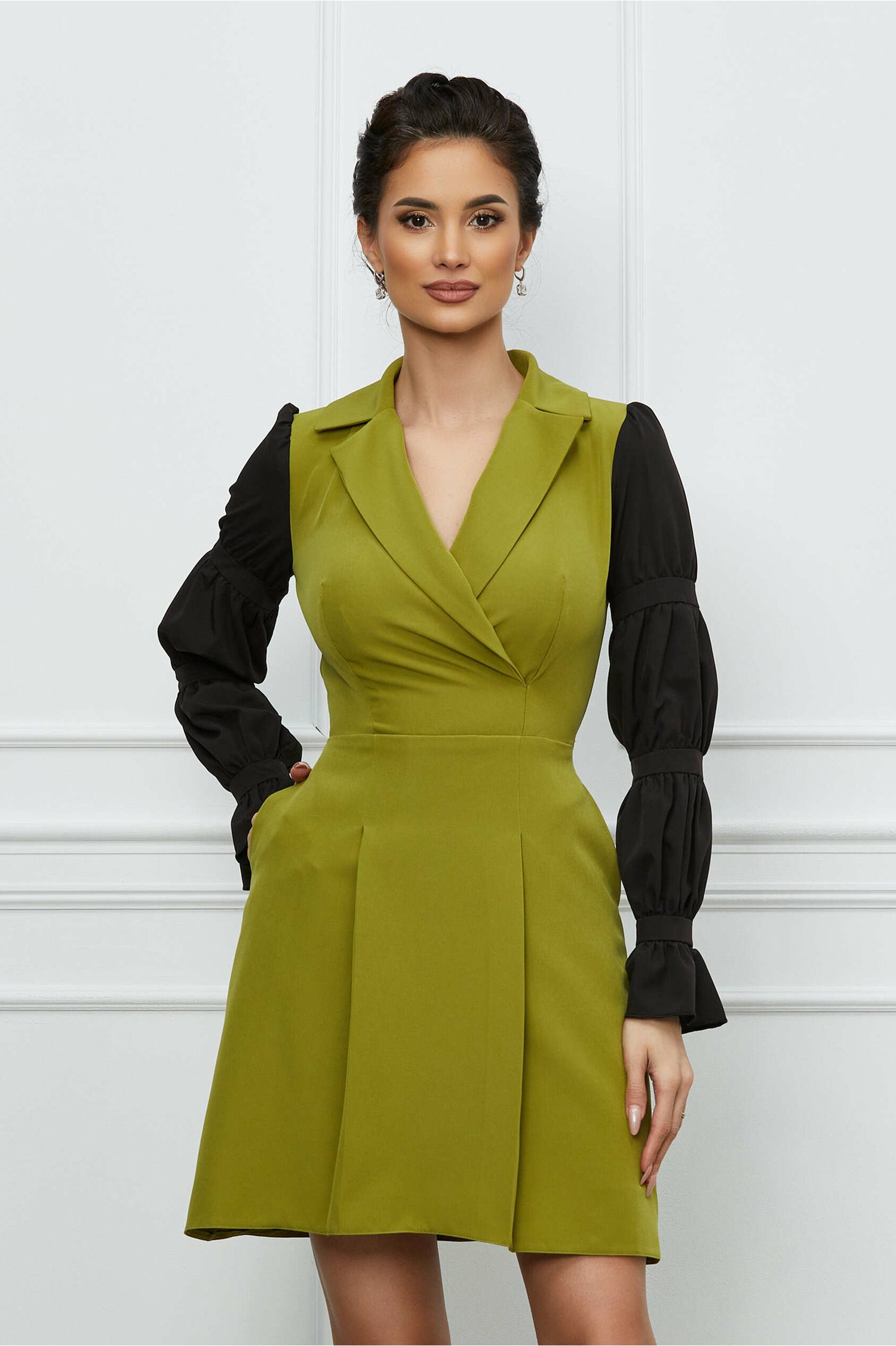 Rochie Moze lime cu maneci negre