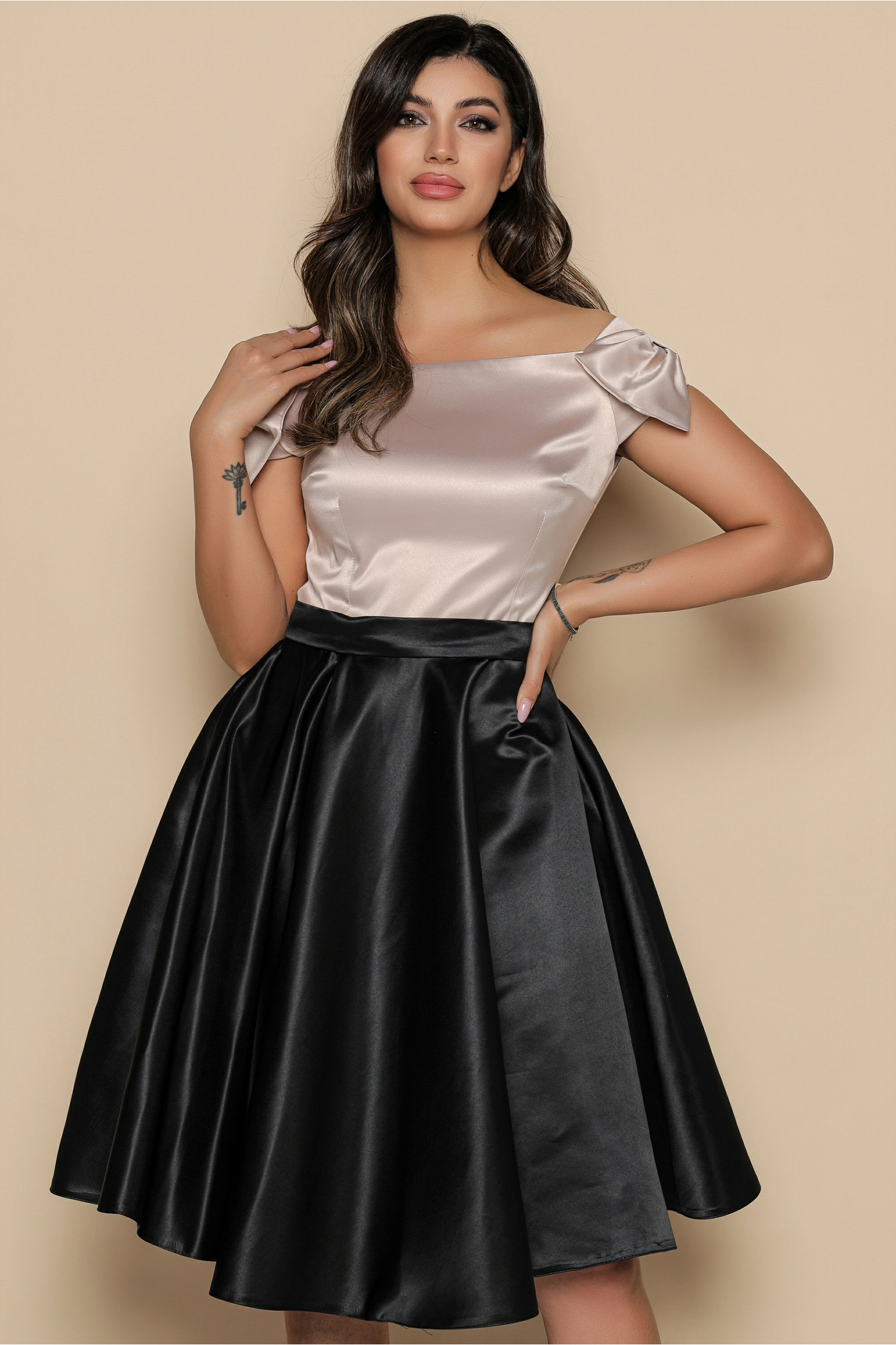 Rochie MBG neagra din tafta cu bust bej