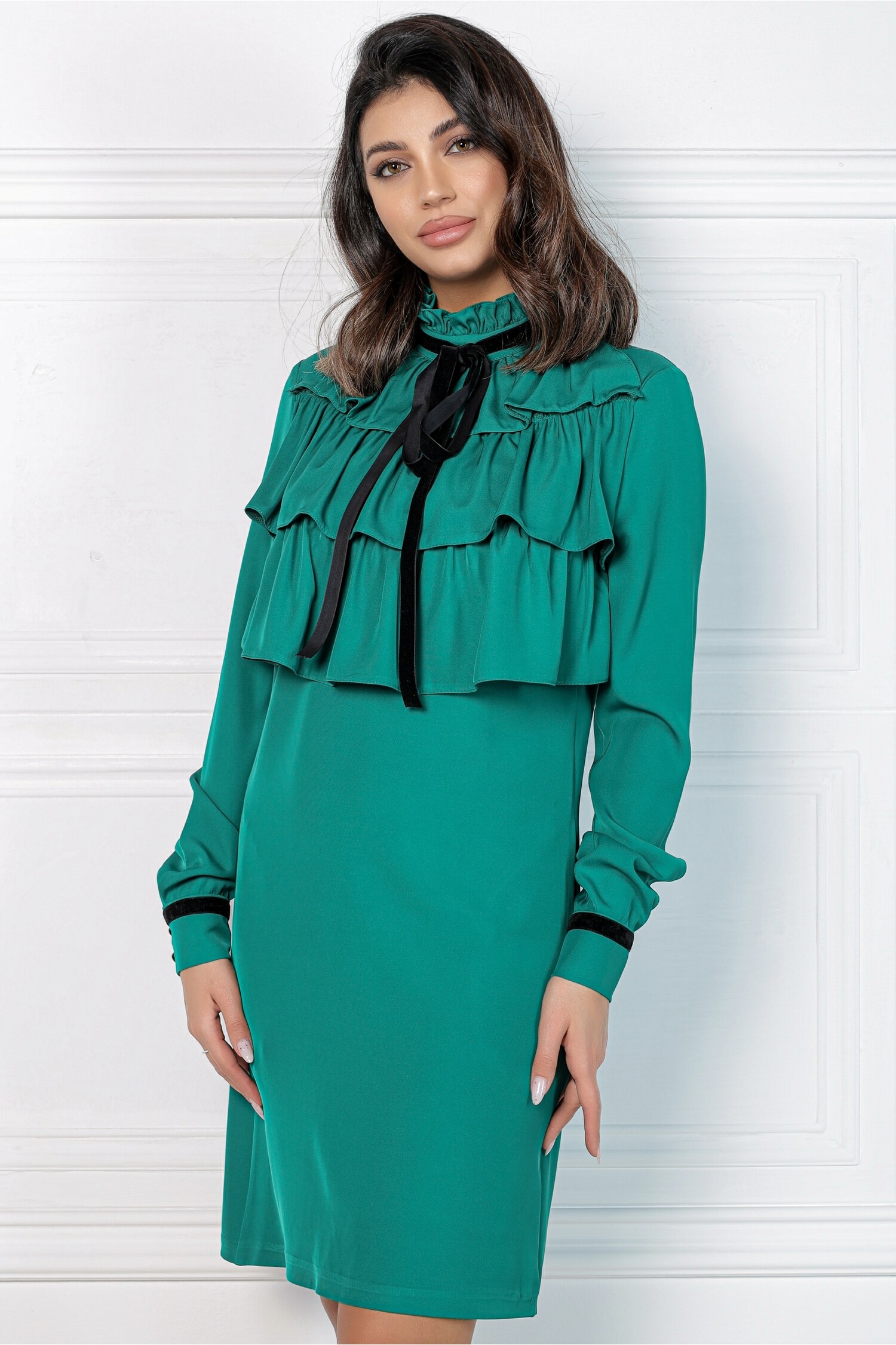 Rochie MBG verde cu volane pe bust