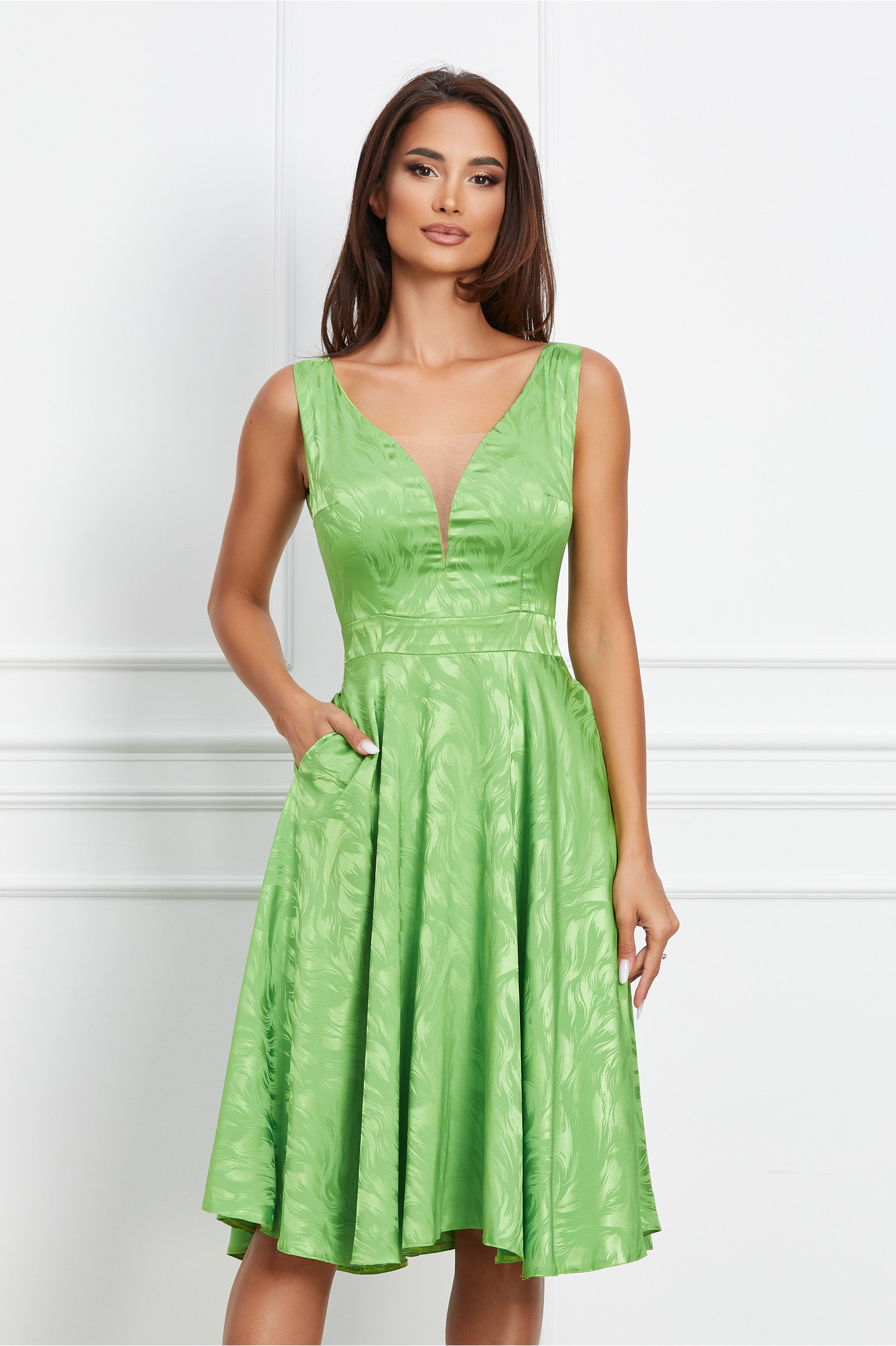 Rochie Moze verde fara maneci cu imprimeu discret