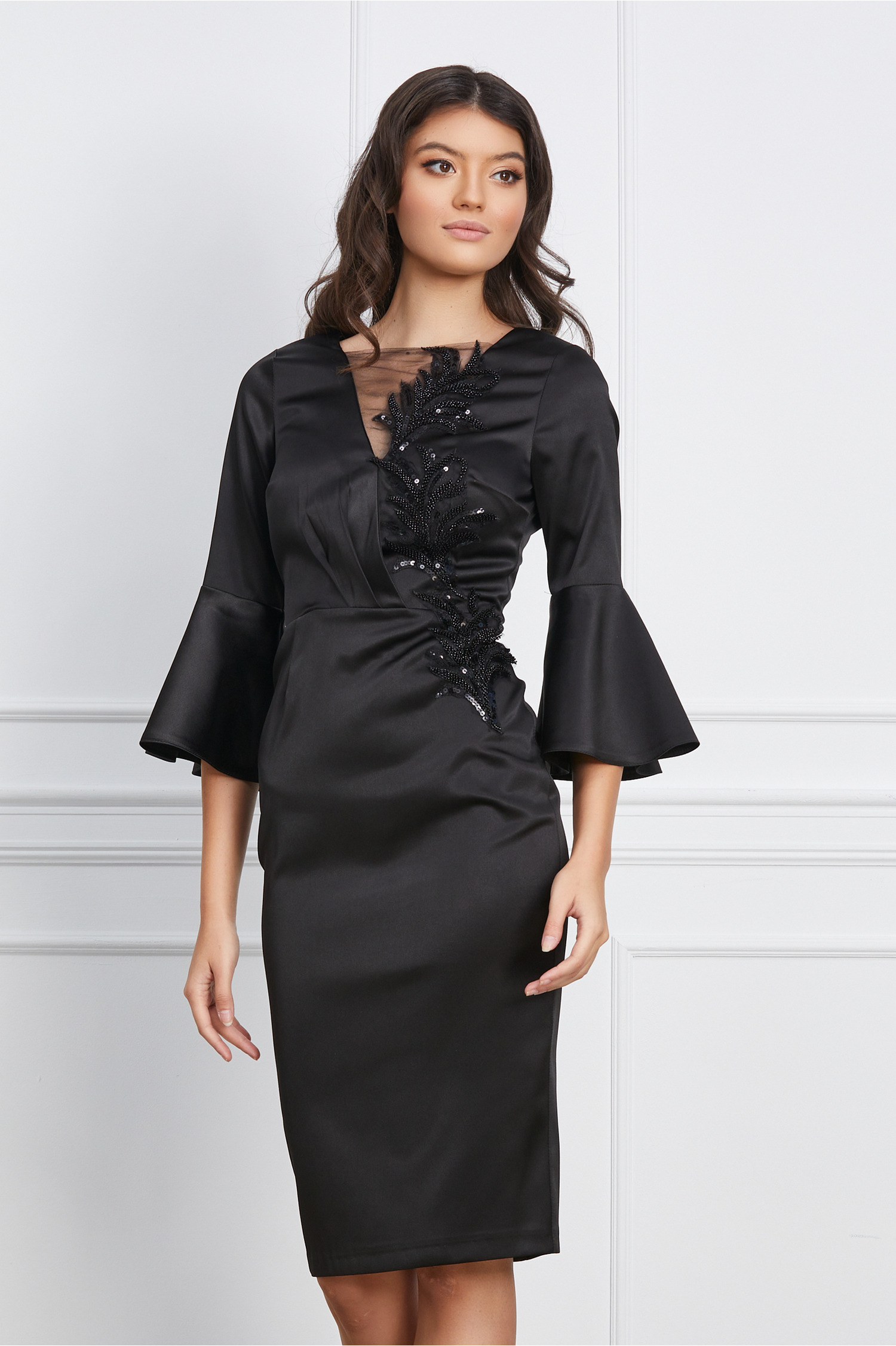 Rochie MBG neagra cu broderie din margele si paiete