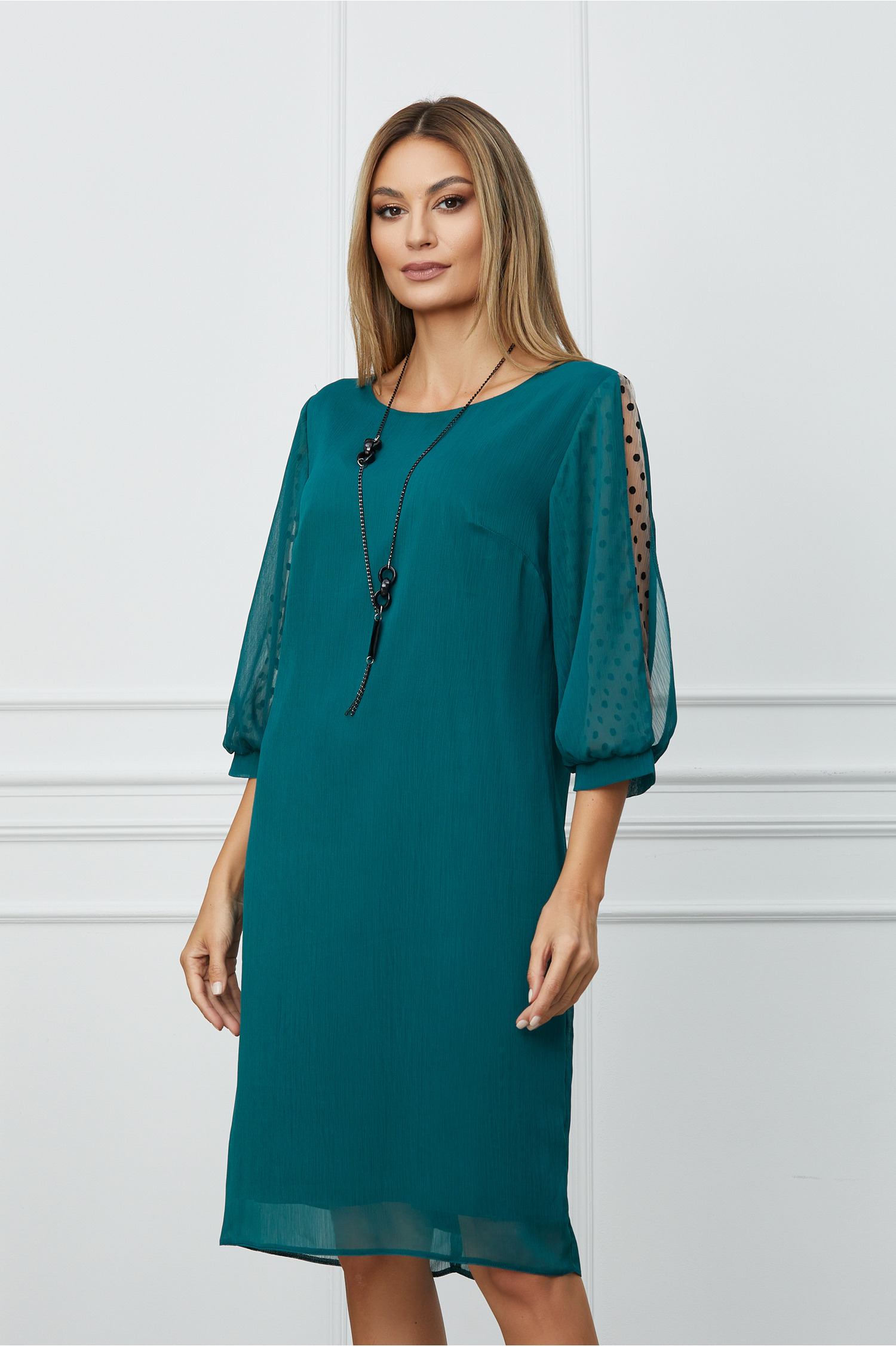 Rochie Violeta verde cu buline catifelate pe maneci