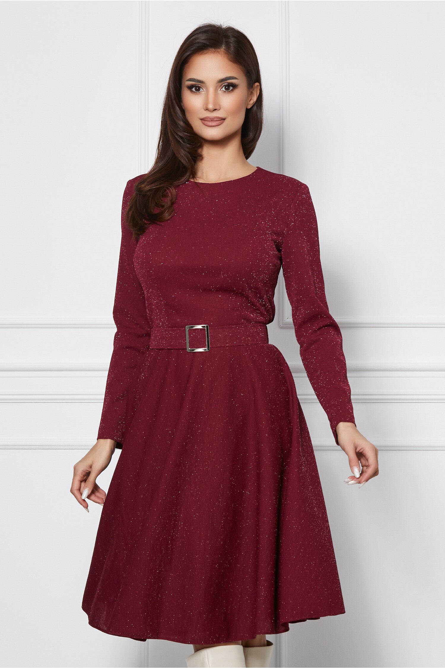 Rochie Dy Fashion bordo cu lurex si curea in talie