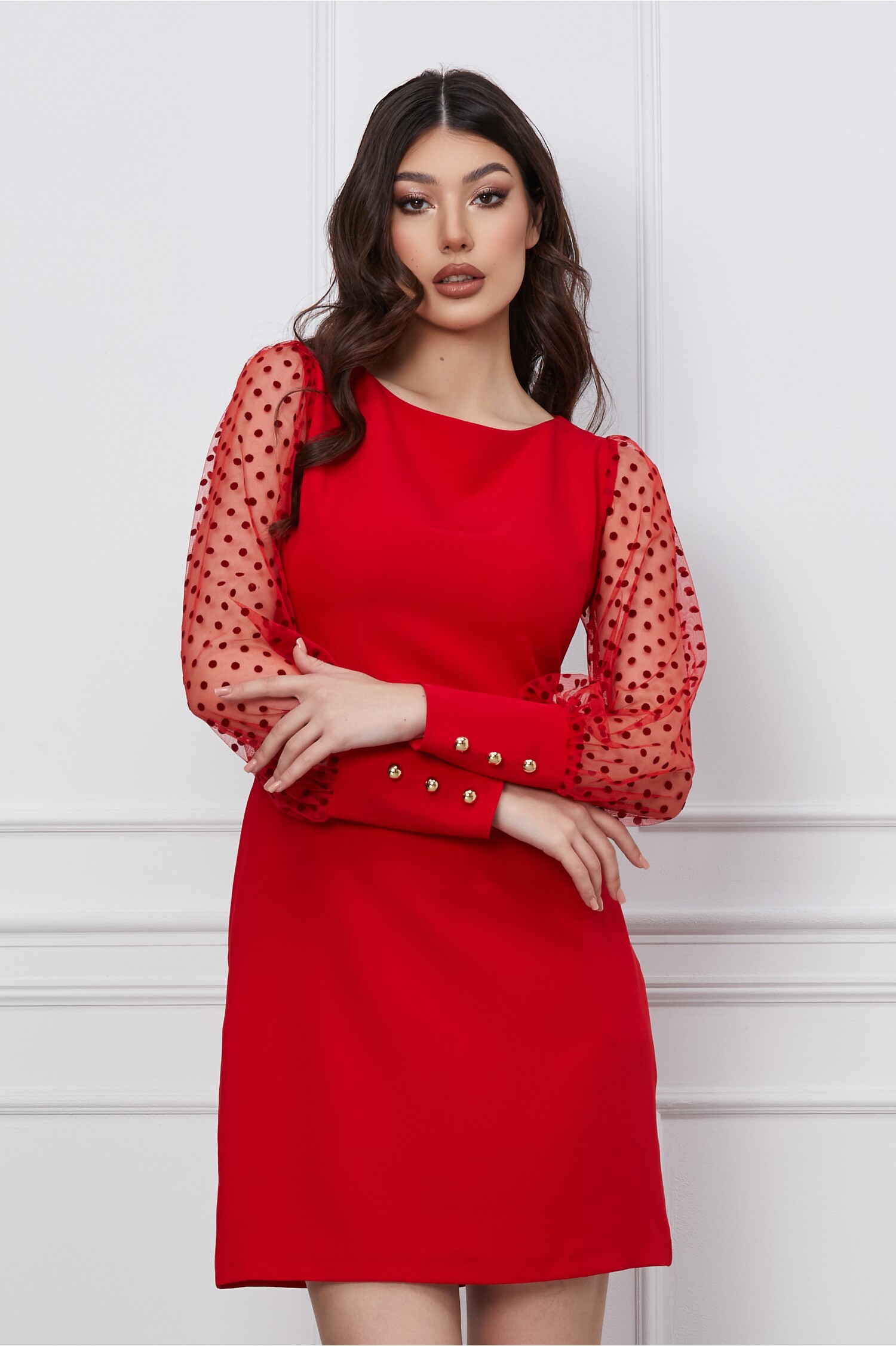 Rochie MBG rosie cu buline catifelate pe maneci