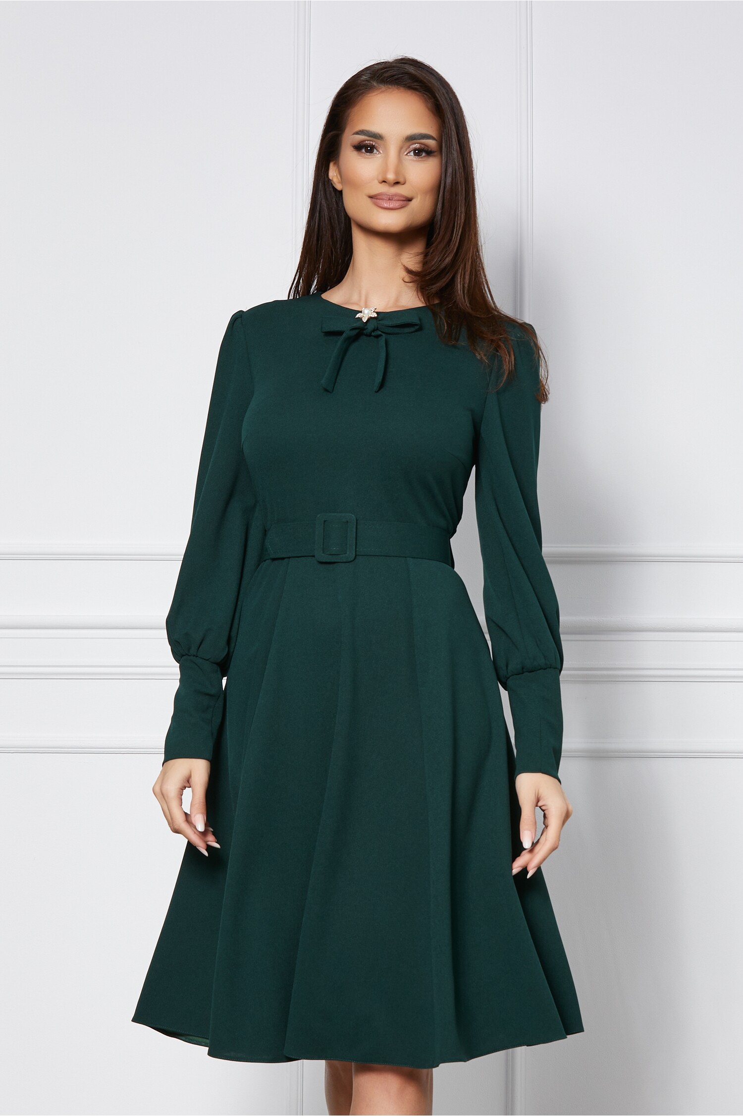 Rochie Dy Fashion verde cu accesoriu si curea in talie