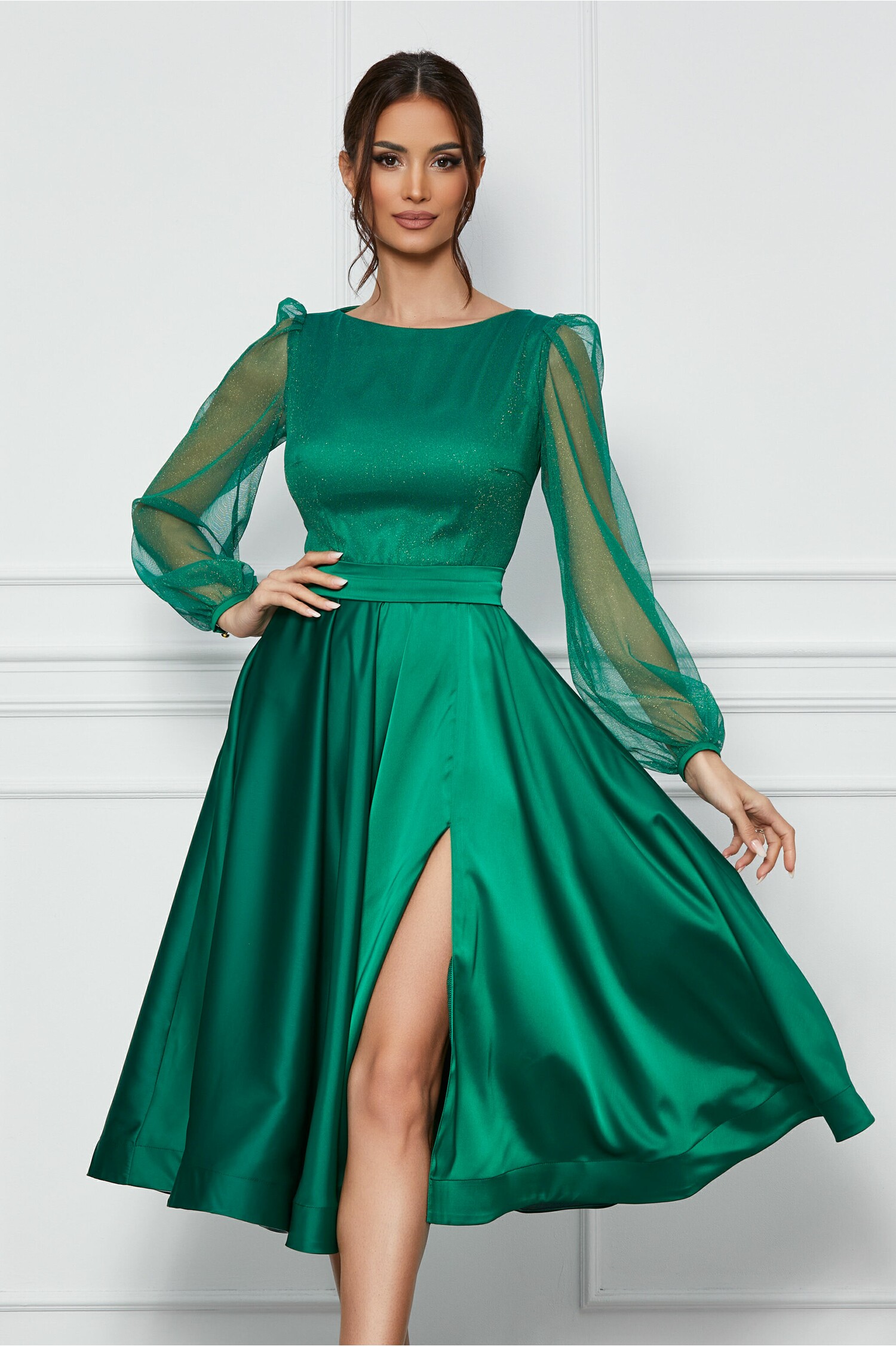 Rochie MBG verde cu glitter la bust