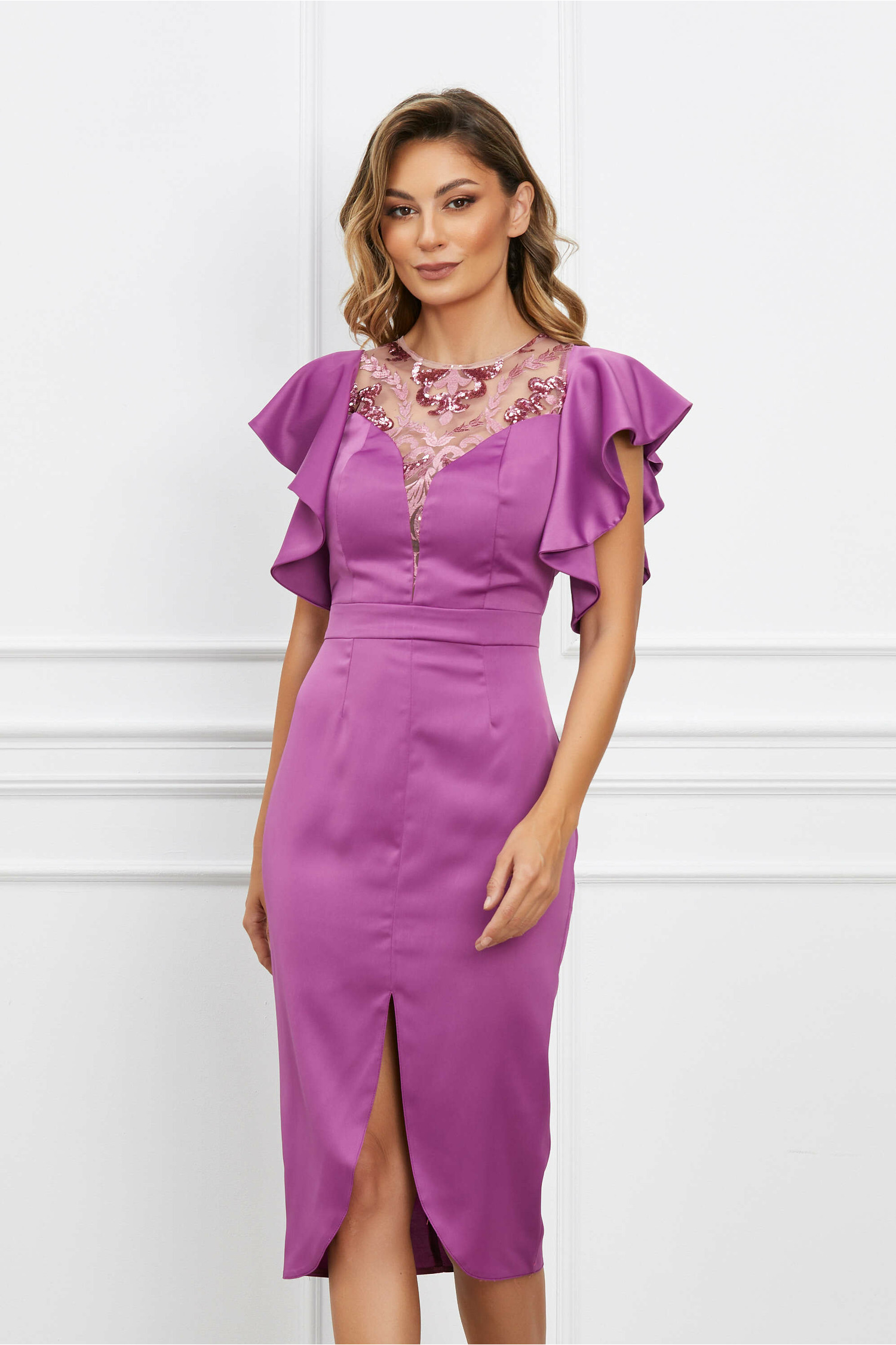 Rochie Moze mov din satin cu dantela la bust