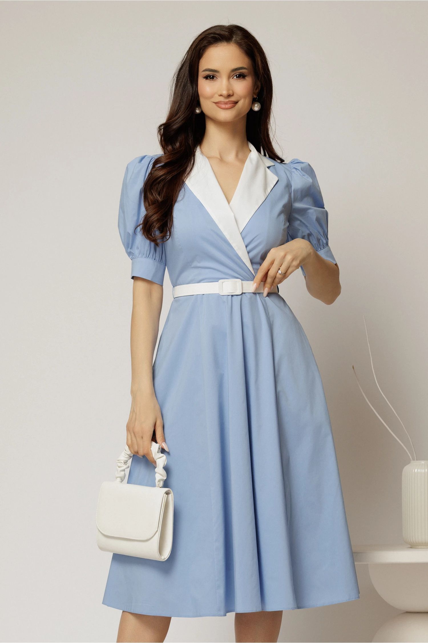 Rochie DY Fashion din poplin bleu cu guler in contrast si curea in talie