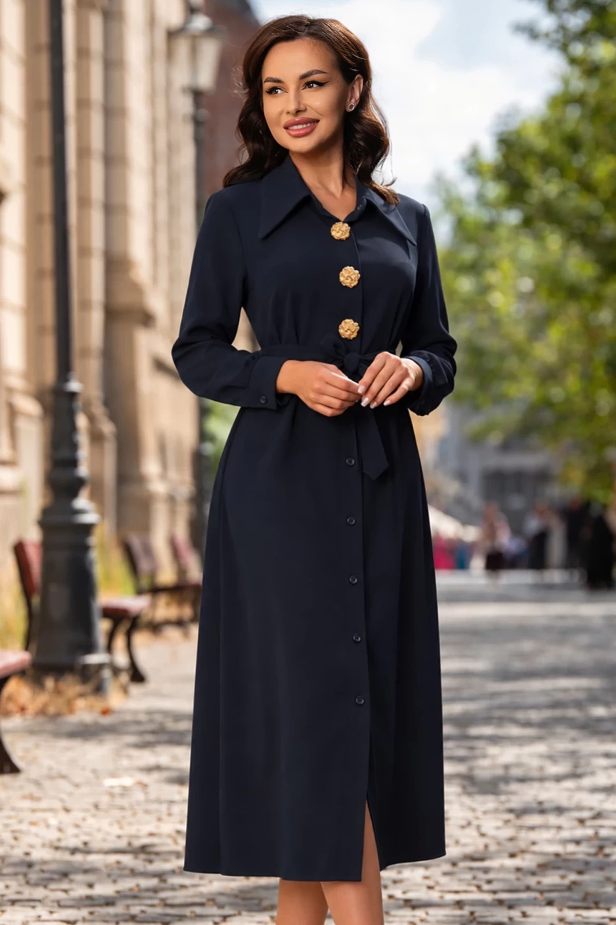 Rochie de zi midi bleumarin Noemia cu nasturi aurii decorativi