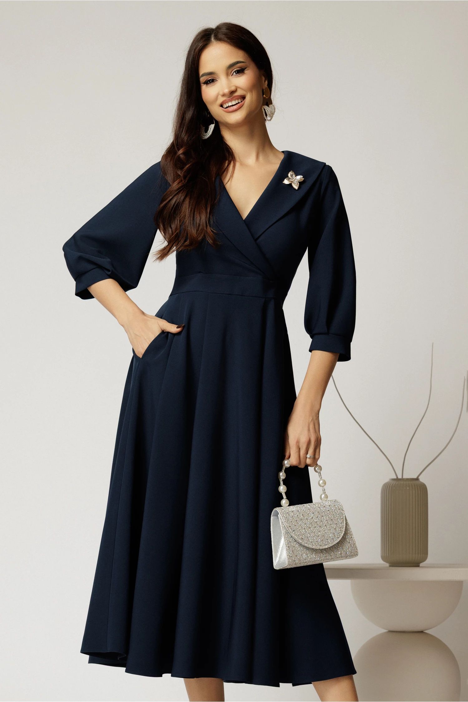 Rochie office din stofa bleumarin cu bust petrecut si rever